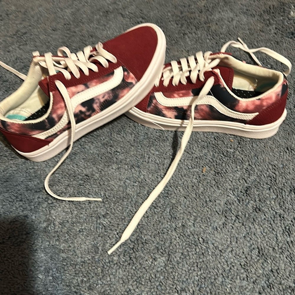 Tie Bye burgundy and navy vans. Never worn